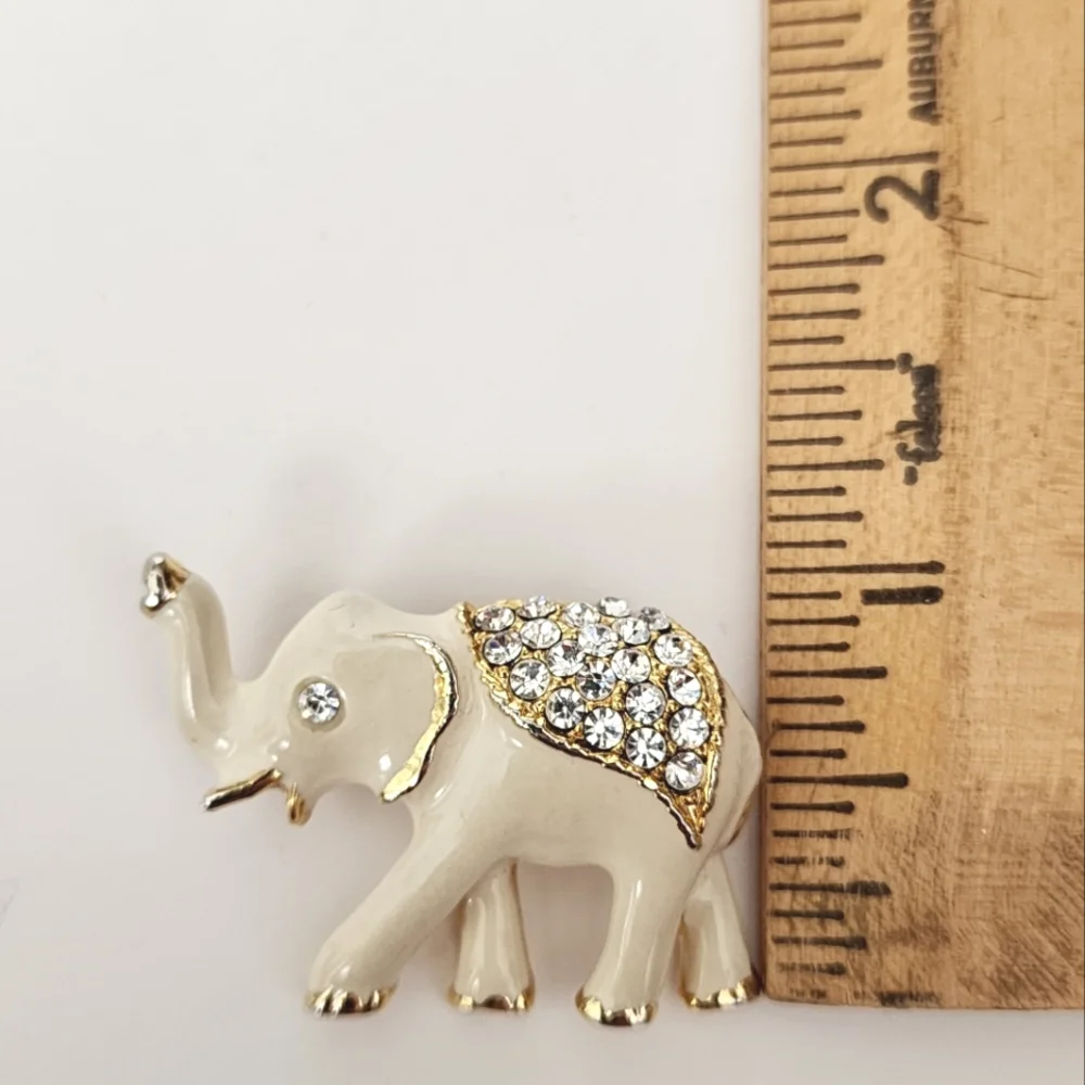 Elephant Enamel Pin